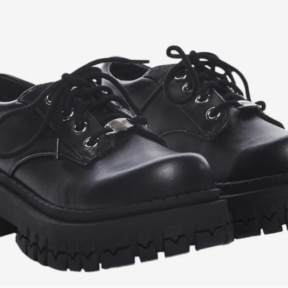 dELiA*s Black Chunky Platform Shoes Punk Brand New w/o Original Box Dolls Kill